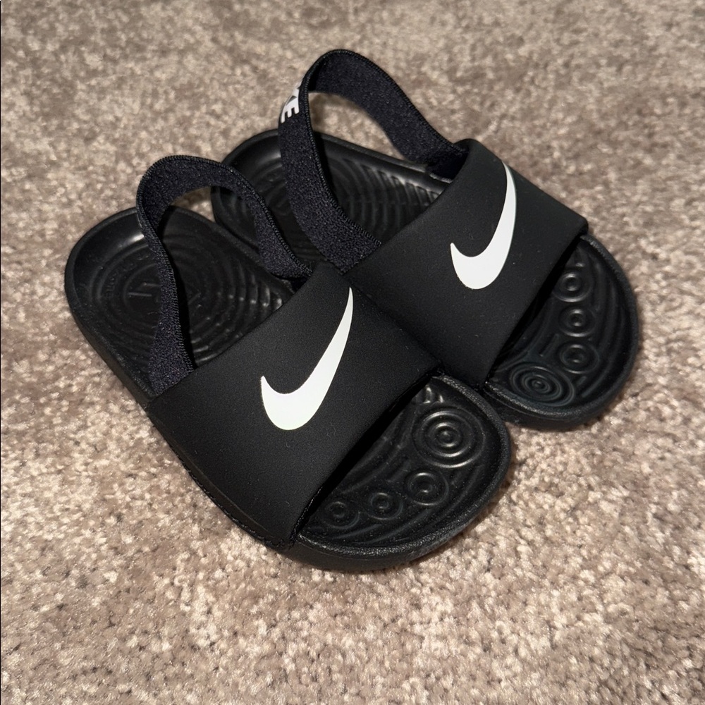 Toddler Nike Black and White Slide Sandals